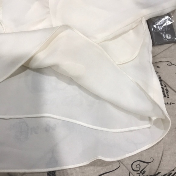 Vince Camuto Bell Sleeve Blouse - Picture 3 of 5